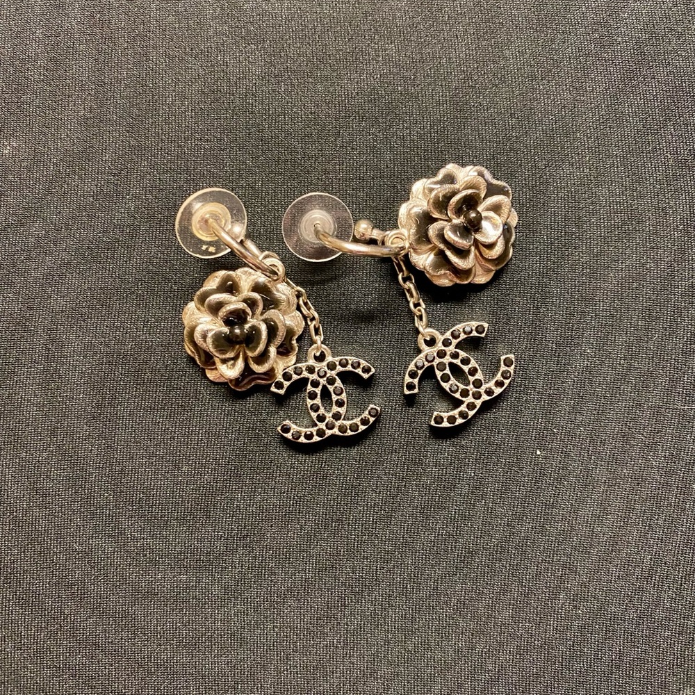 Chanel Silver Black CC Camellia Crystal Dangle Earrings